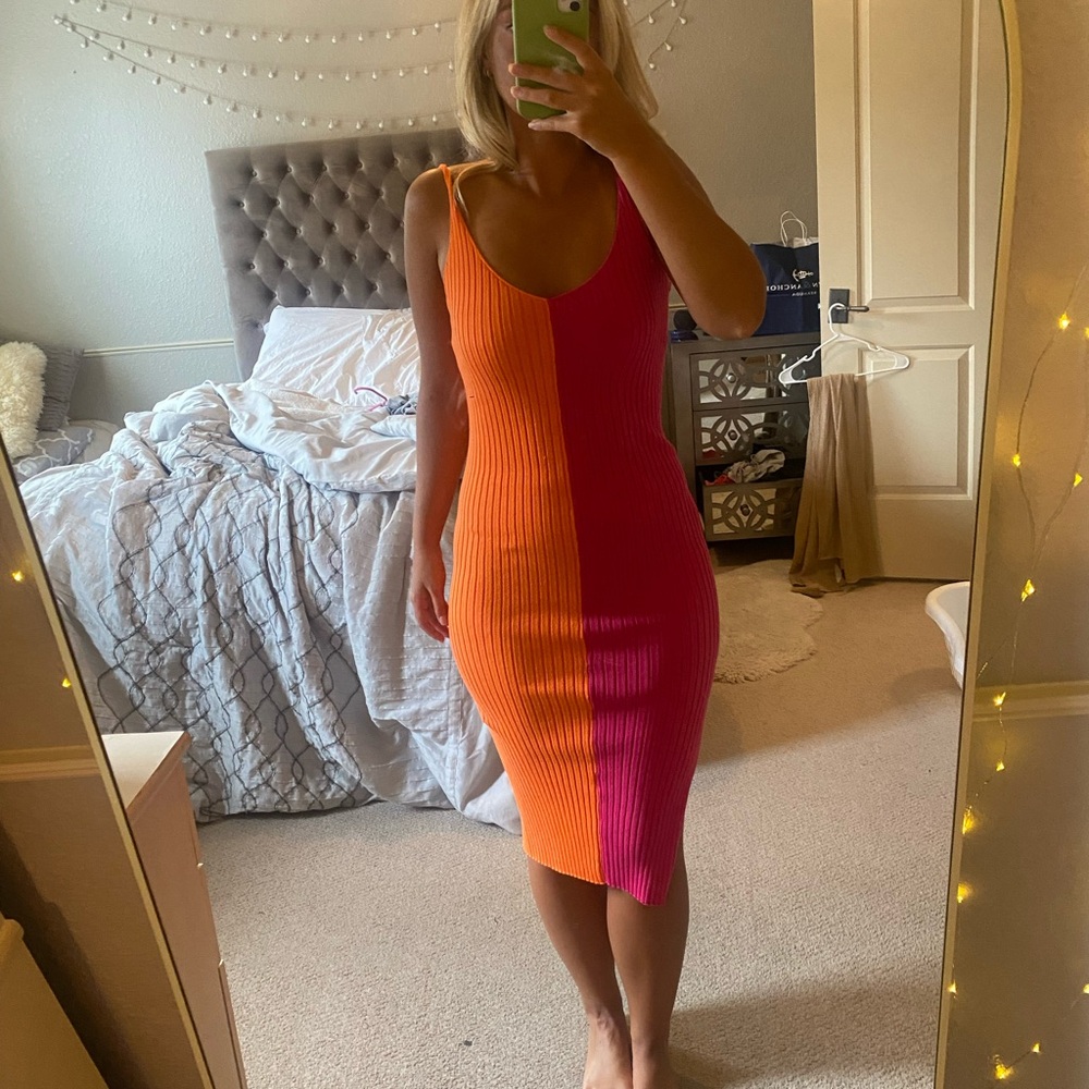 Bodycon pink and orange dress